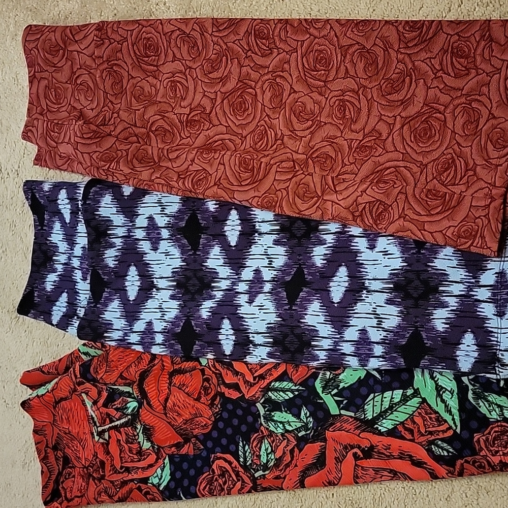3 size small LuLaRoe Cassie skirts